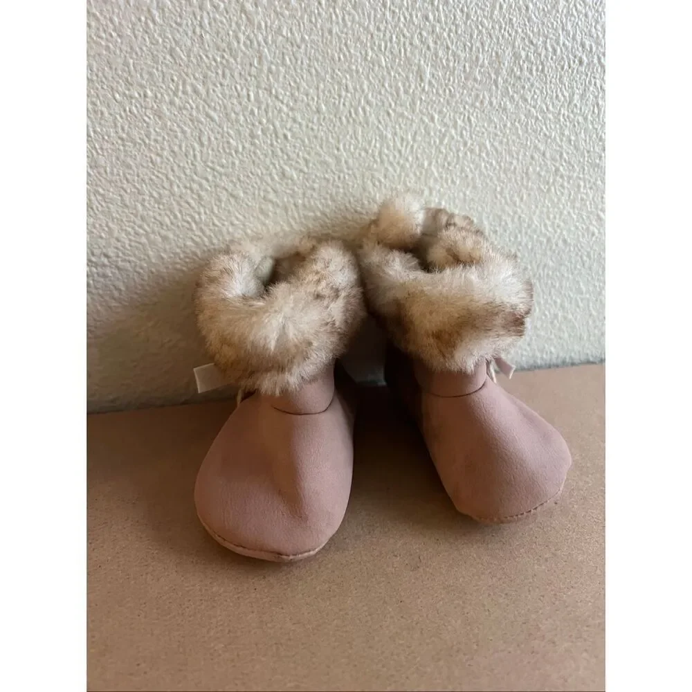 Carters Child Of Mine Carter's Pink Bow Baby Boots 0-3 Months